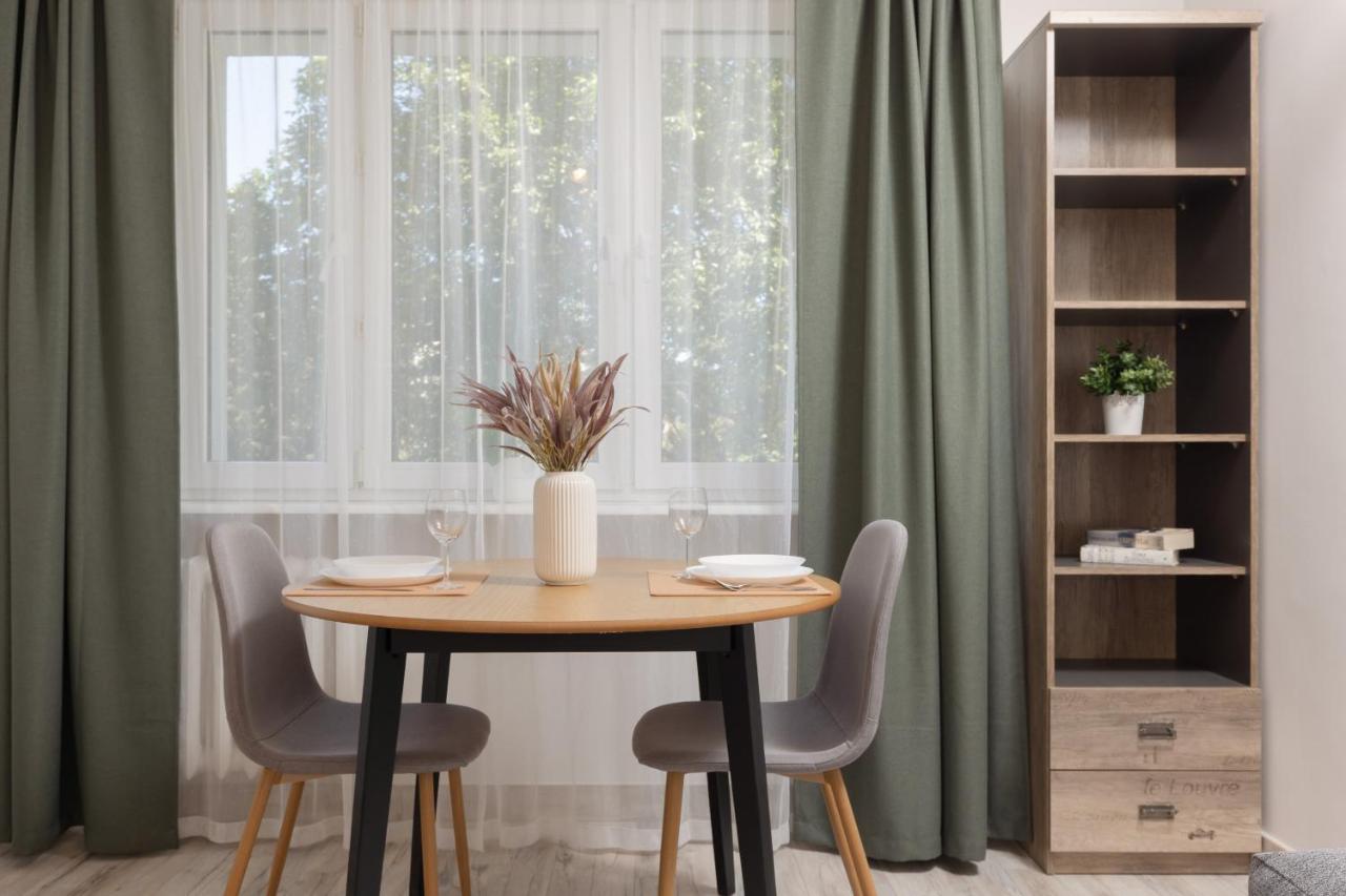 Studio Warsaw Wlochy 1 Sierpnia By Noclegi Renters Екстериор снимка