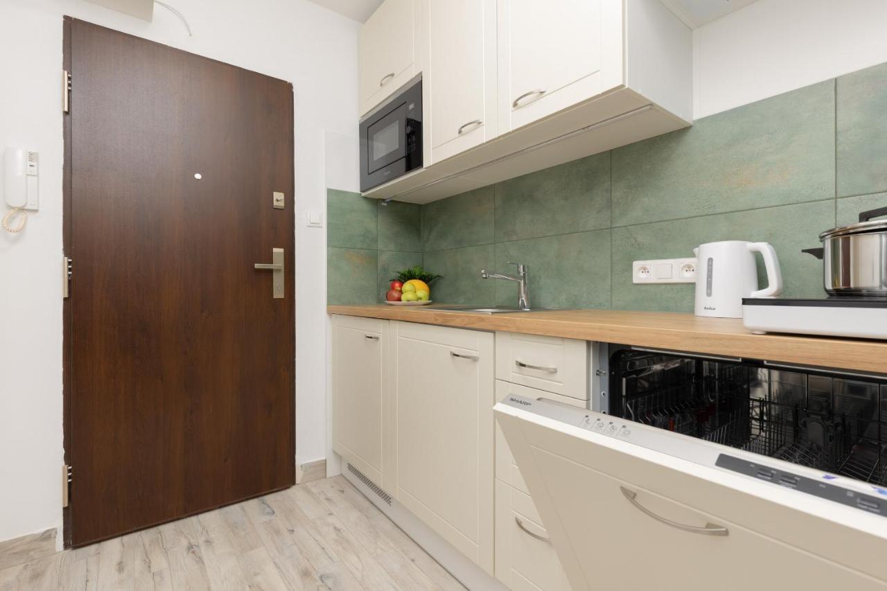Studio Warsaw Wlochy 1 Sierpnia By Noclegi Renters Екстериор снимка