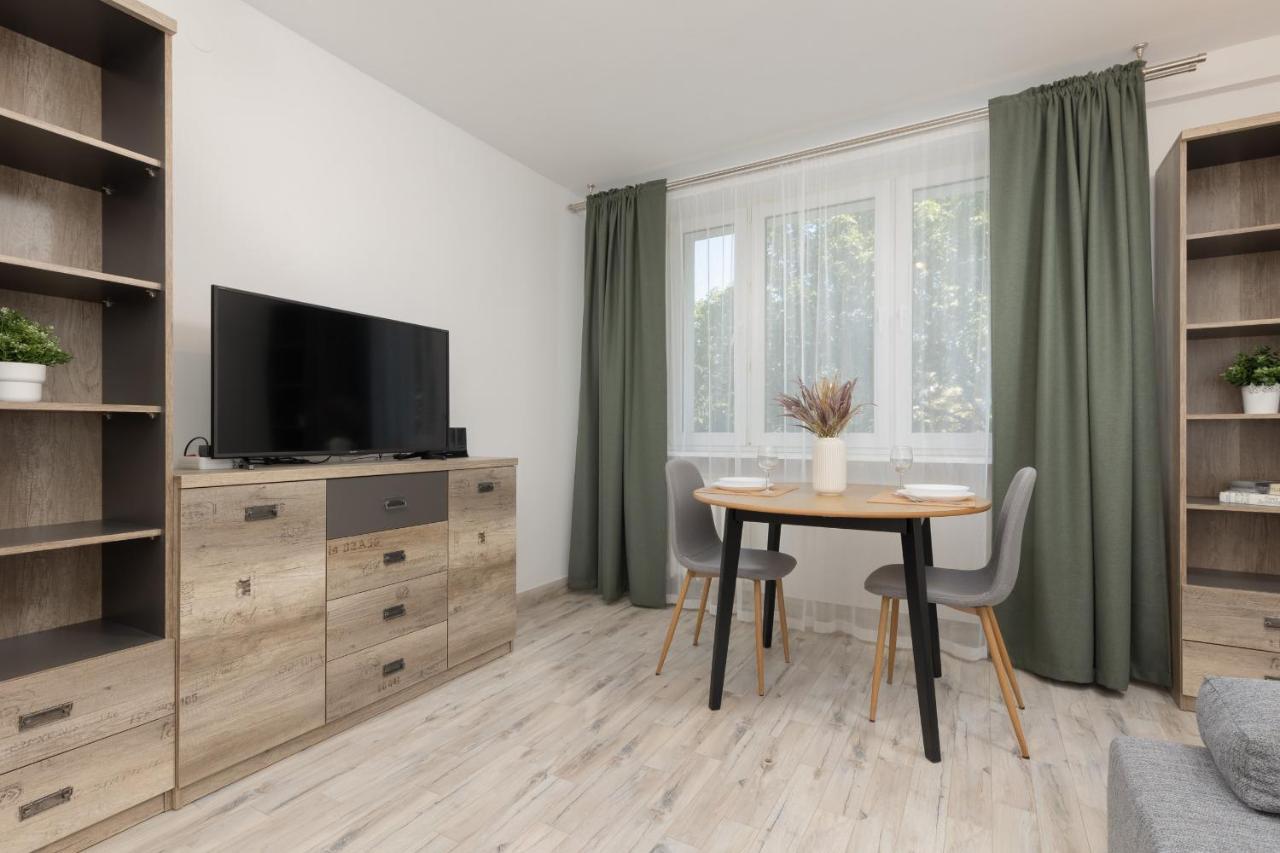 Studio Warsaw Wlochy 1 Sierpnia By Noclegi Renters Екстериор снимка